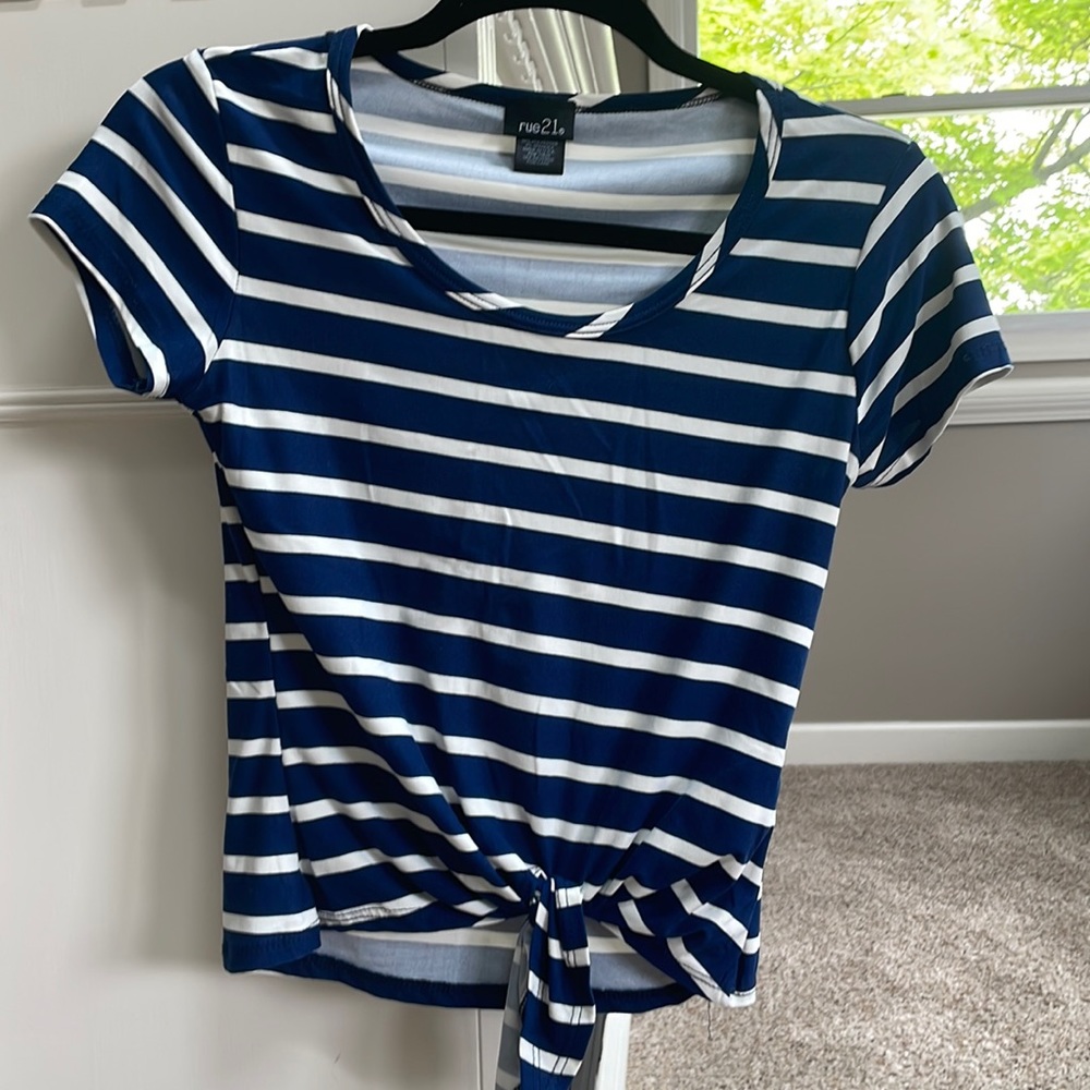Rue21 tied top